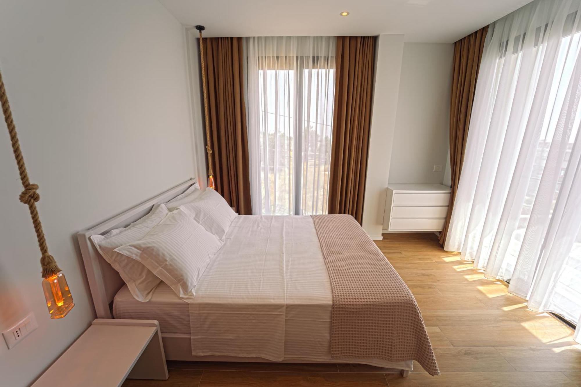 Hotel Vila 19 Dhërmi Екстериор снимка