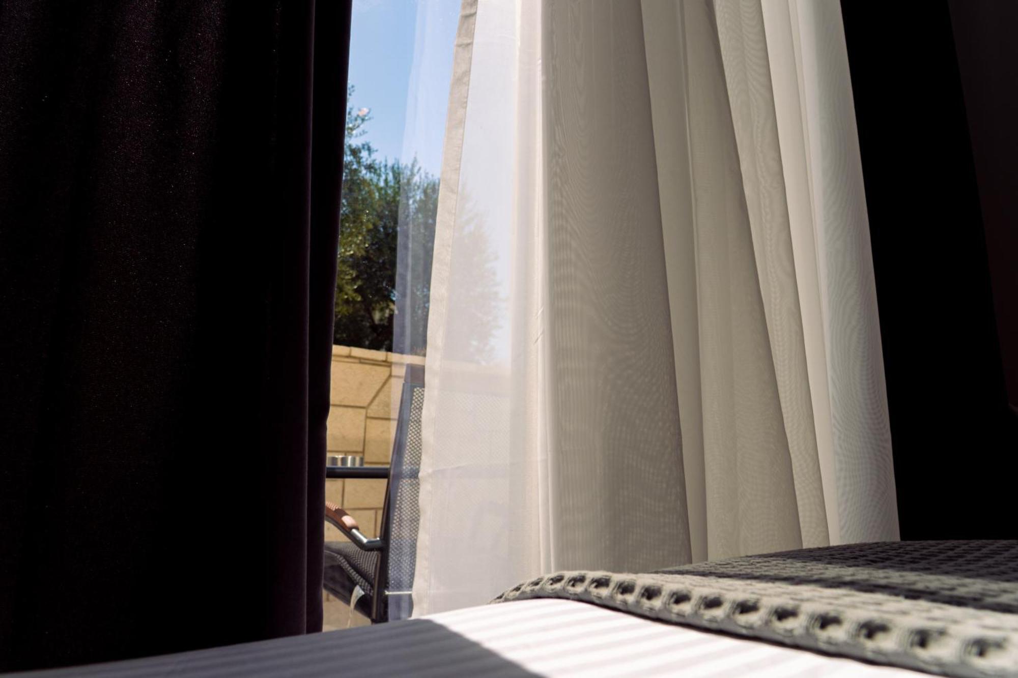 Hotel Vila 19 Dhërmi Екстериор снимка