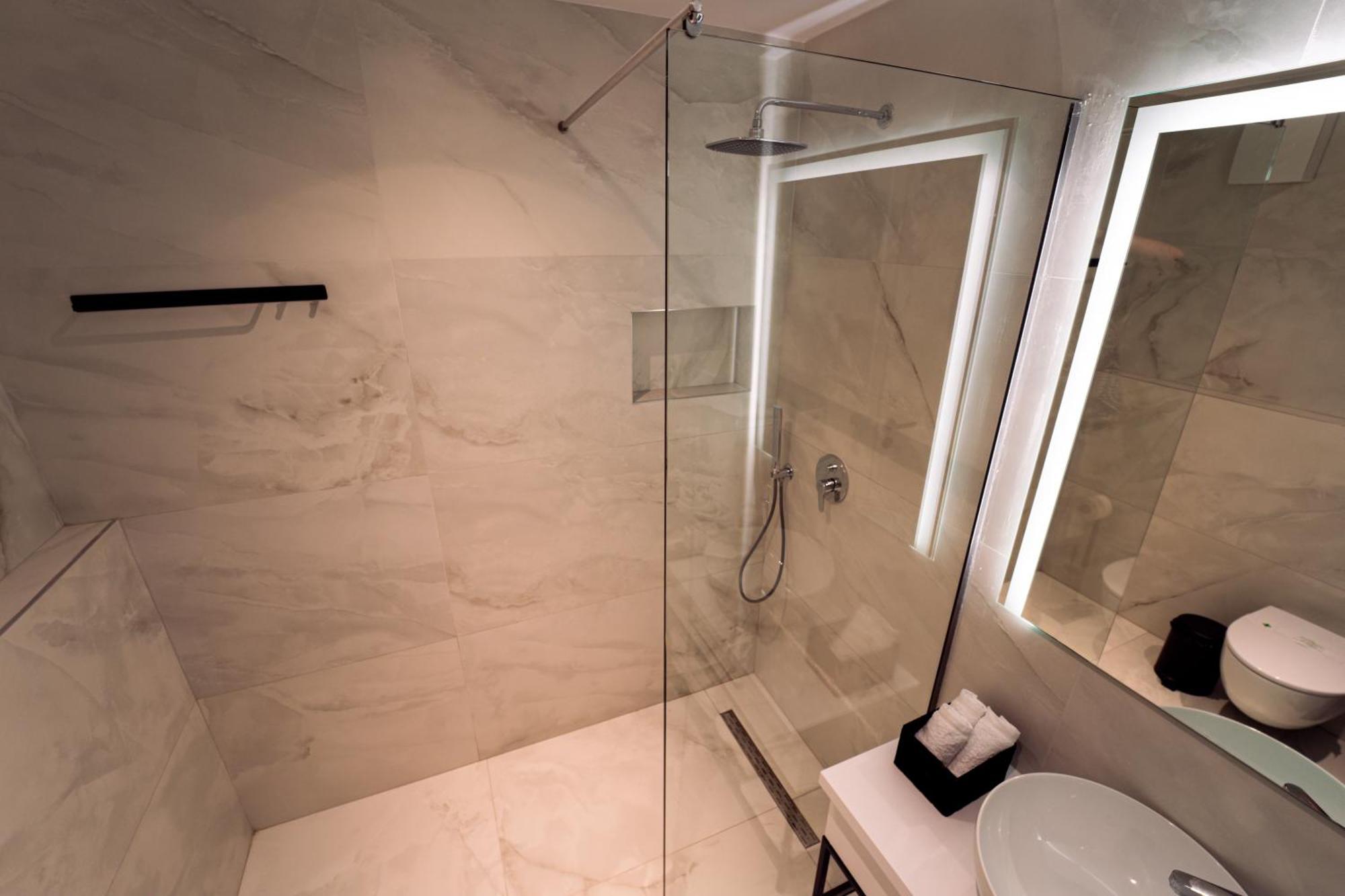Hotel Vila 19 Dhërmi Екстериор снимка