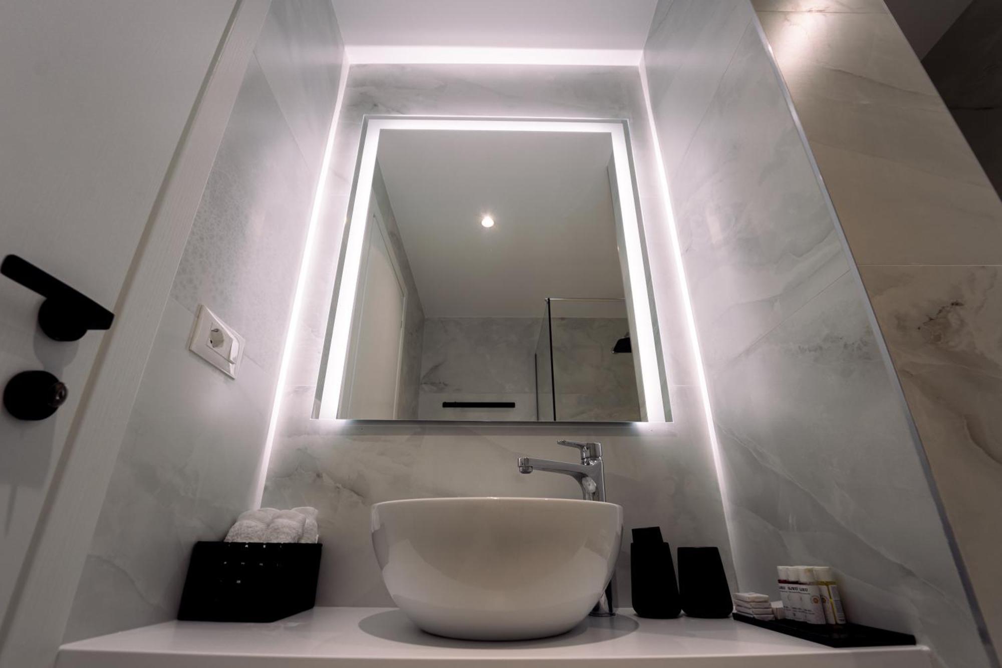 Hotel Vila 19 Dhërmi Екстериор снимка